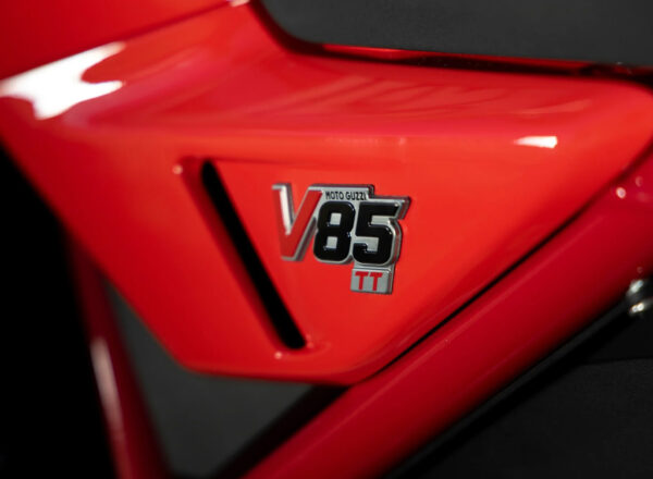 V85 TT