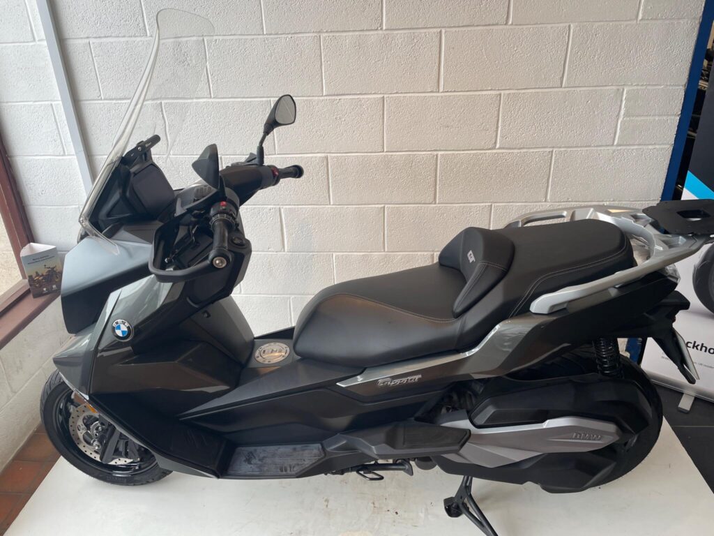 2022 BMW C 400