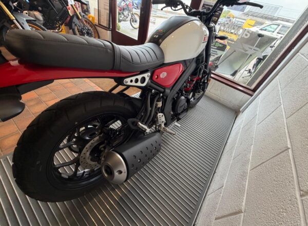 2025 Yamaha XSR125