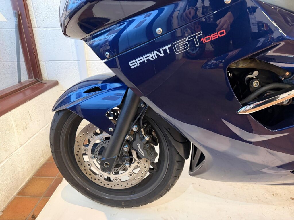 2010 Triumph Sprint GT 1050