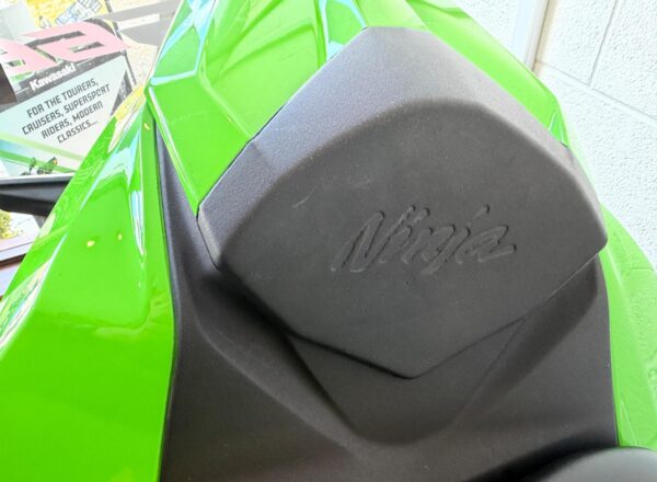 2025 Kawasaki Ninja ZX-4RR