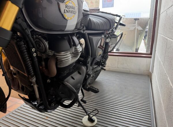 2025 Royal Enfield Bear 650