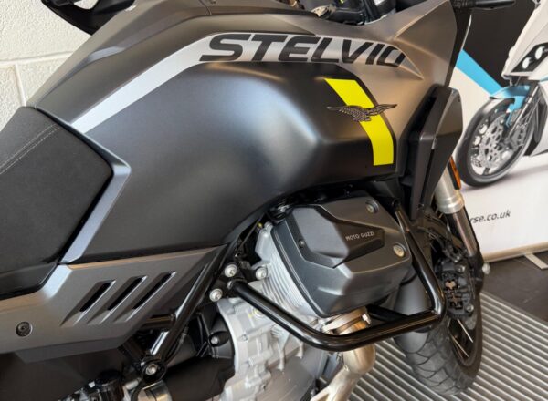 2024 Moto Guzzi Stelvio