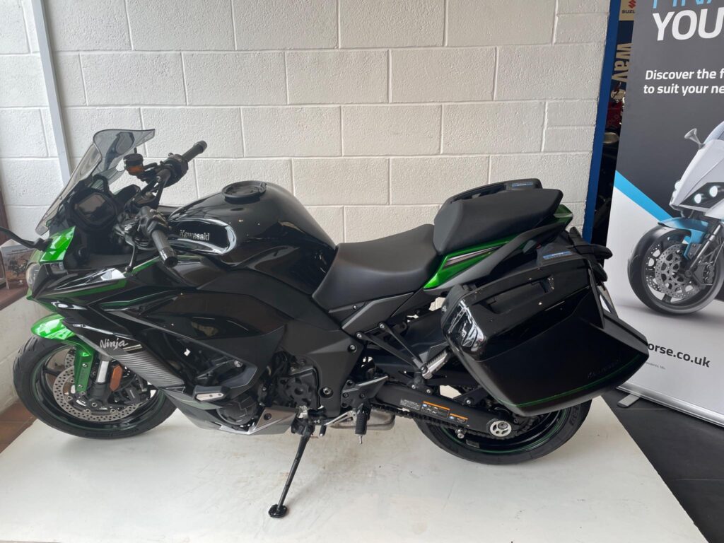 2023 Kawasaki Ninja 1000SX