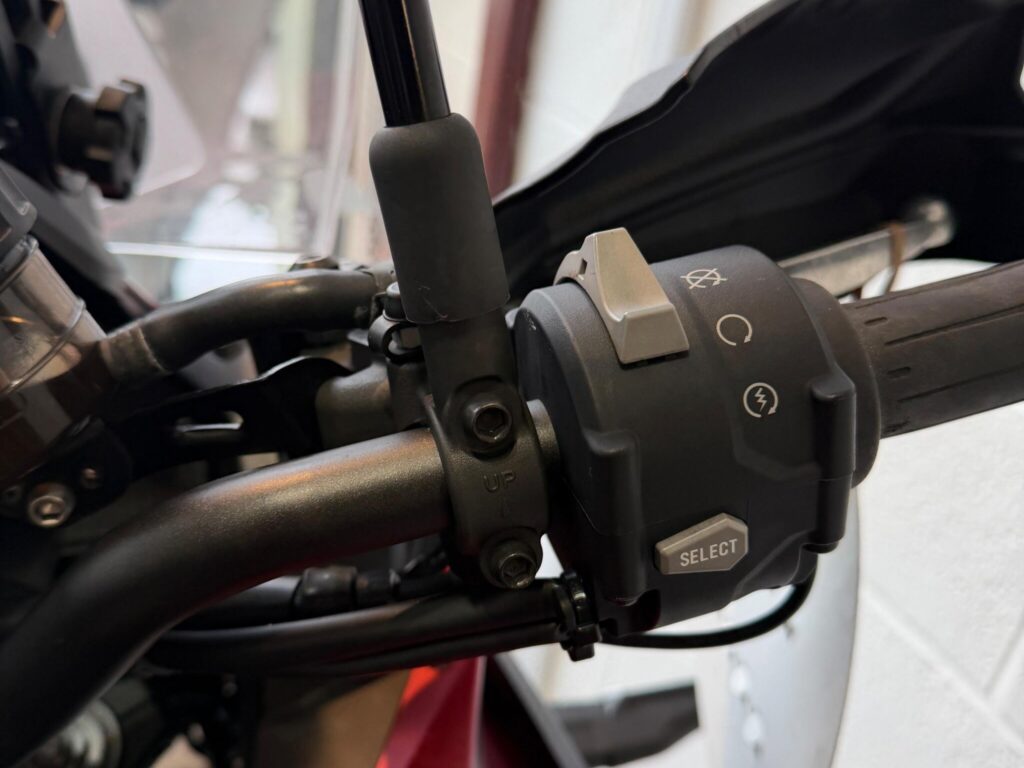 2022 Kawasaki Versys 1000