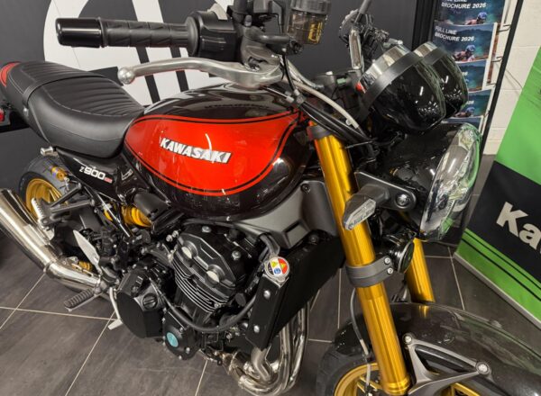 New Kawasaki Z900 RS SE