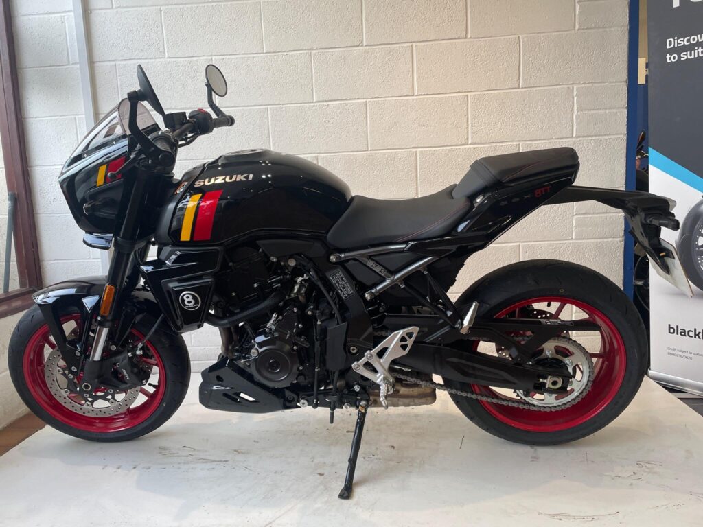 2025 Suzuki GSX-8TT