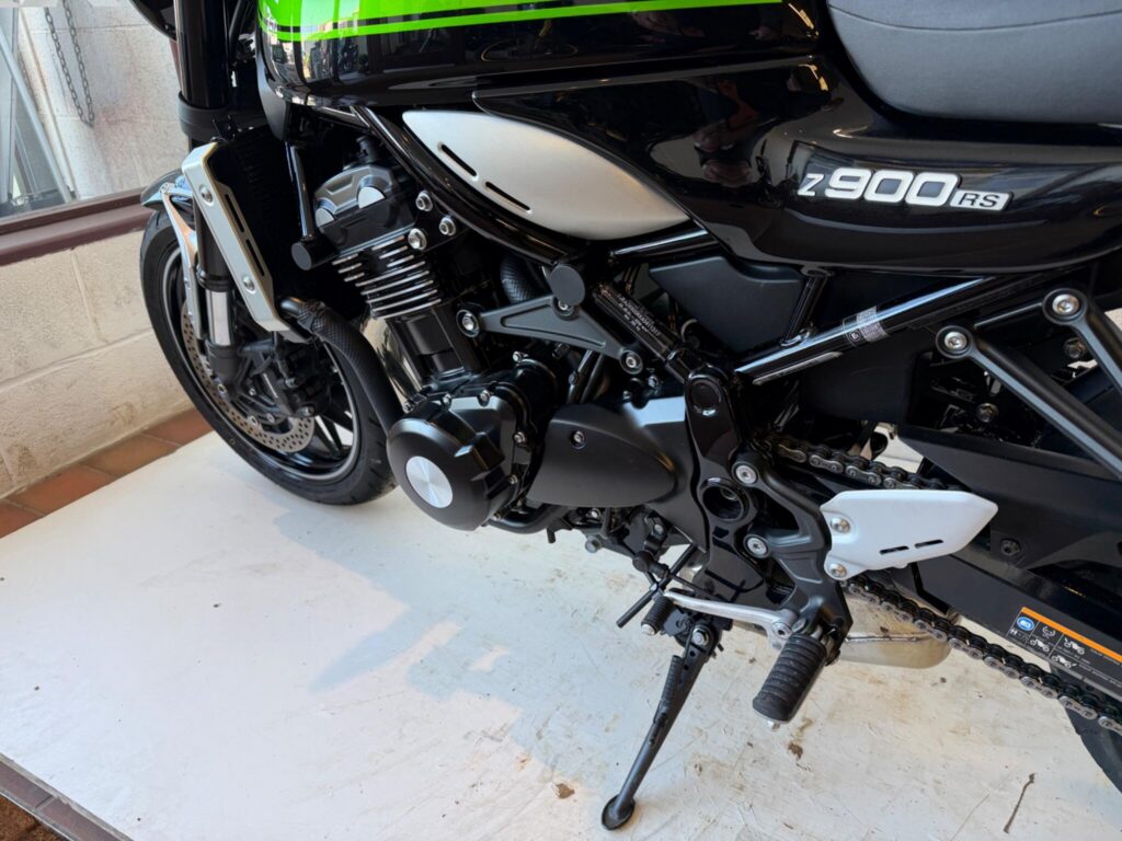 2025 Kawasaki Z900 RS