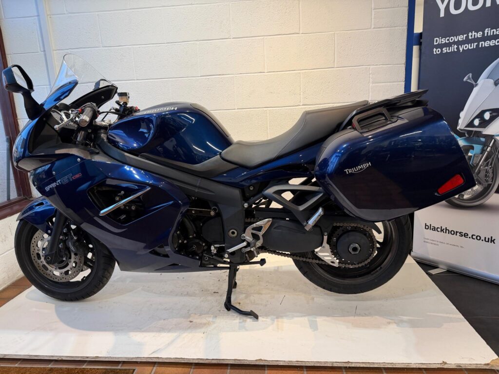 2010 Triumph Sprint GT 1050