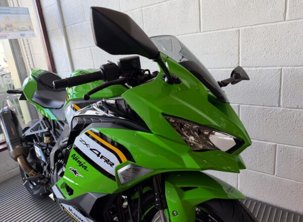 2025 Kawasaki Ninja ZX-4RR