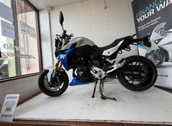 2023 BMW F 900 R