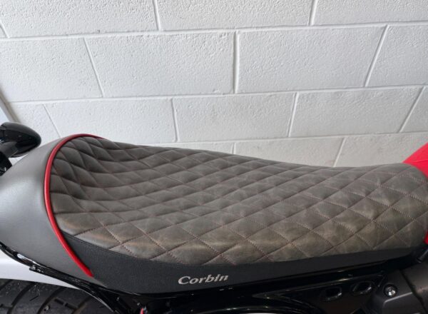 2017 Yamaha SCR 950