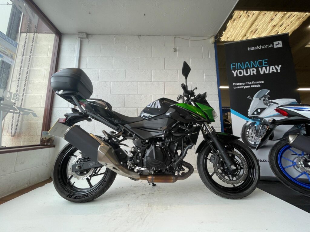 2023 Kawasaki Z400