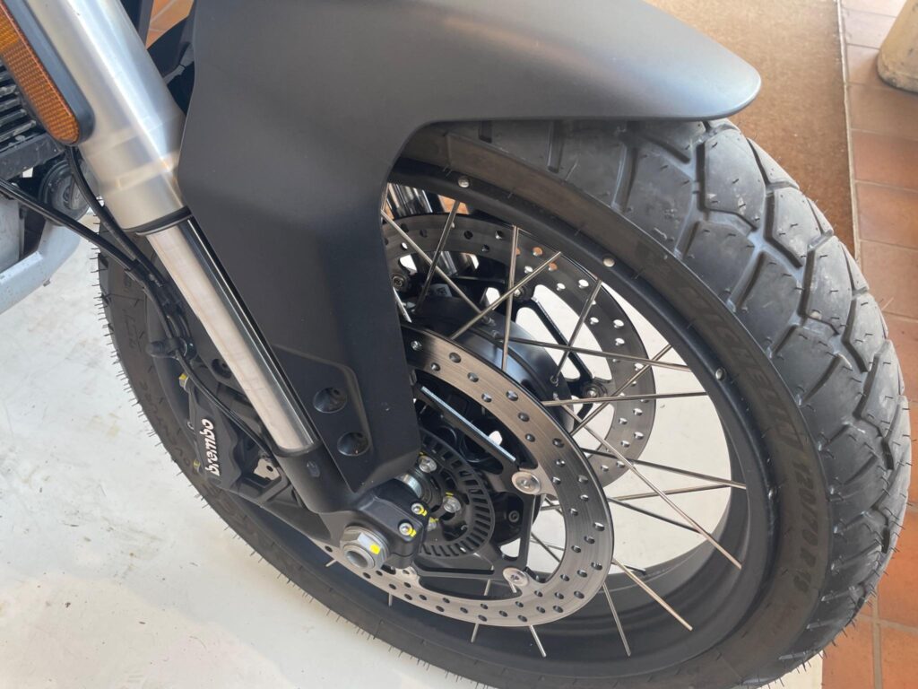 2025 Moto Guzzi Stelvio