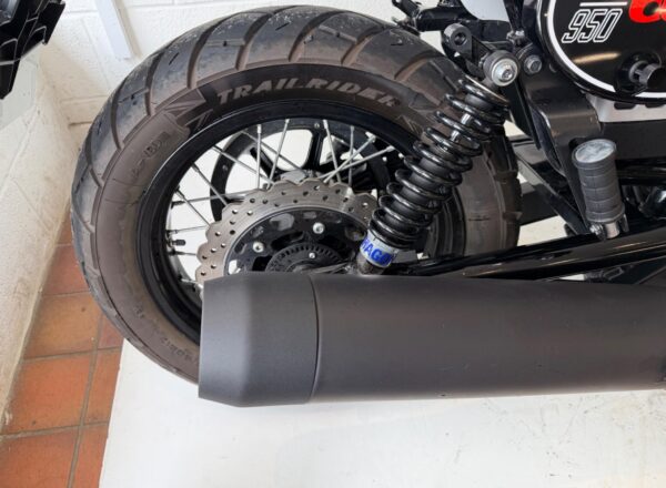 2017 Yamaha SCR 950