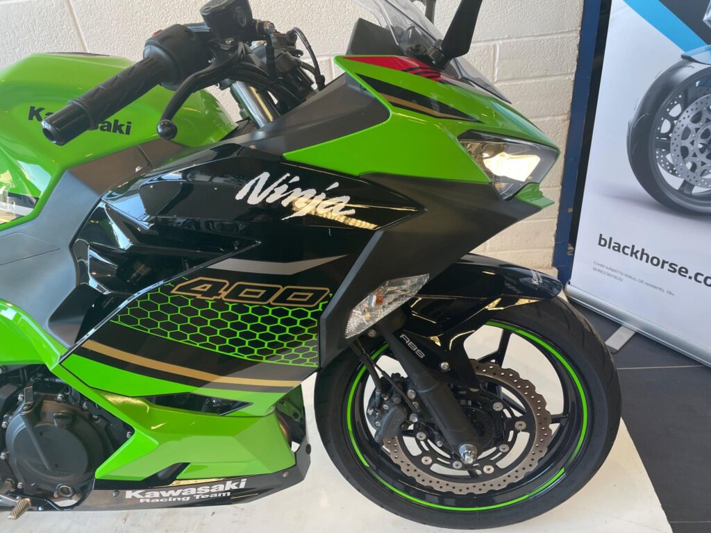2021 Kawasaki Ninja 400