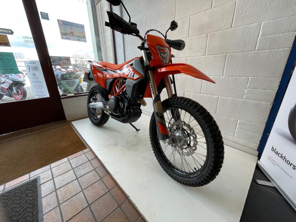 2024 KTM 690 Enduro R