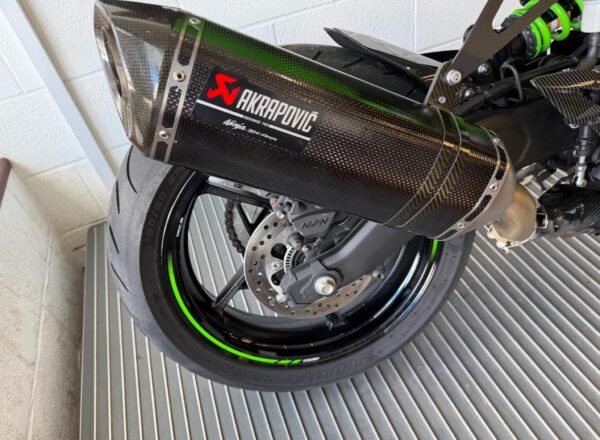 2025 Kawasaki Ninja ZX-4RR