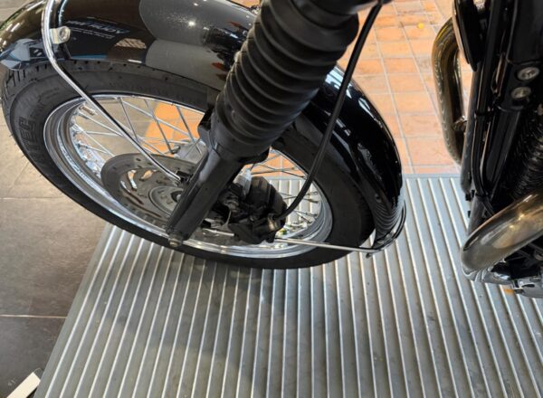 2011 Triumph Bonneville T100