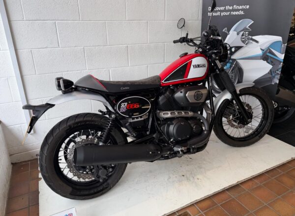 2017 Yamaha SCR 950