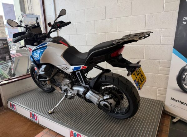 2025 Moto Guzzi Stelvio