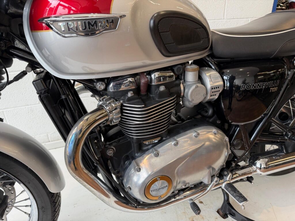 2018 Triumph Bonneville T120