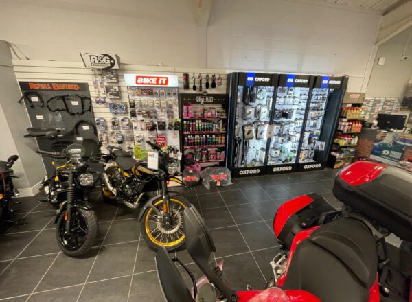2026 Kawasaki Z650 RS