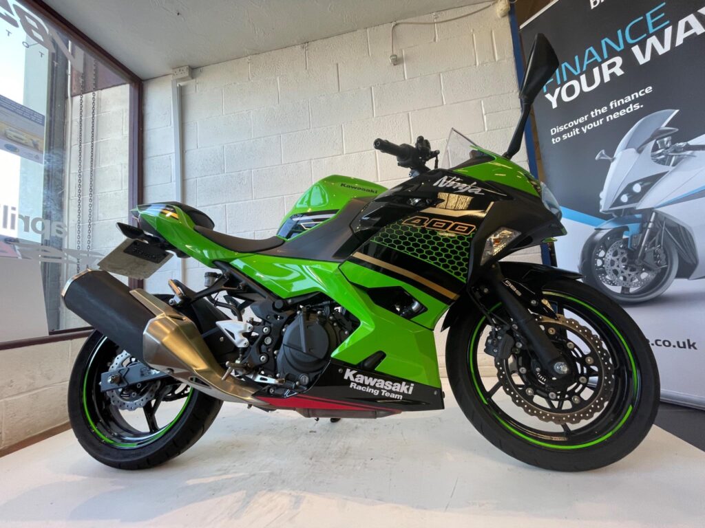 2021 Kawasaki Ninja 400