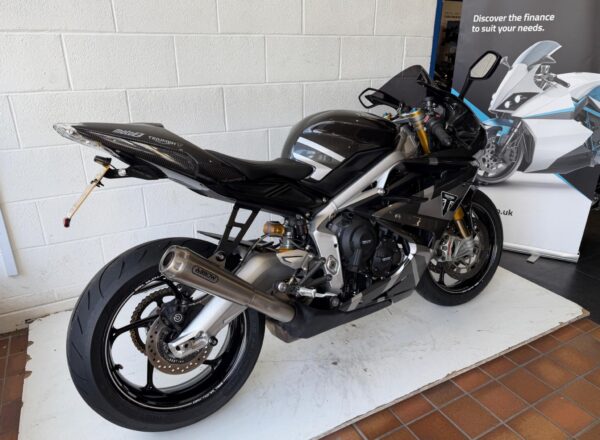 2019 Triumph Daytona Moto2 765