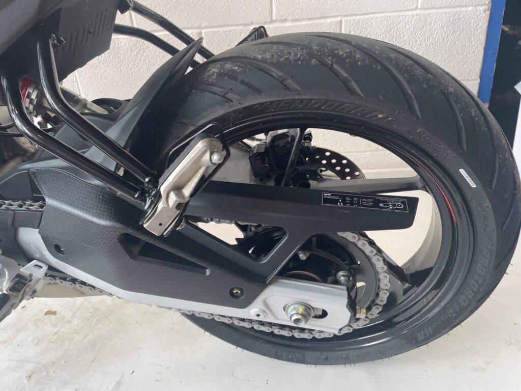 2025 Aprilia Tuono 457