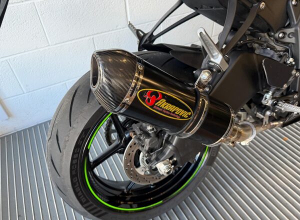 2025 Kawasaki Ninja ZX-6R