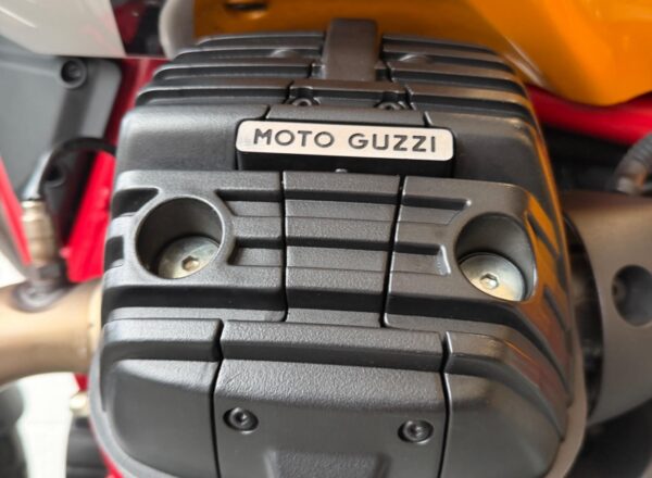 2022 Moto Guzzi V85