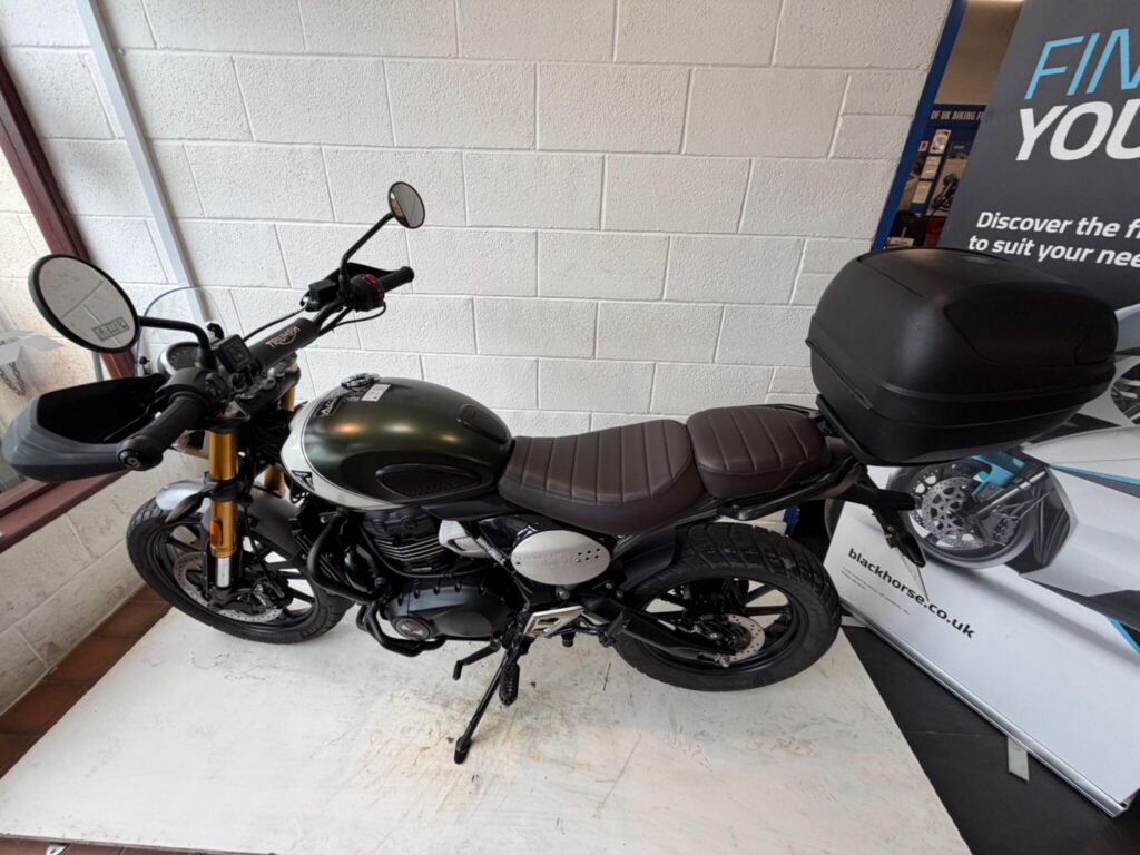 2024 Triumph Scrambler 400 X