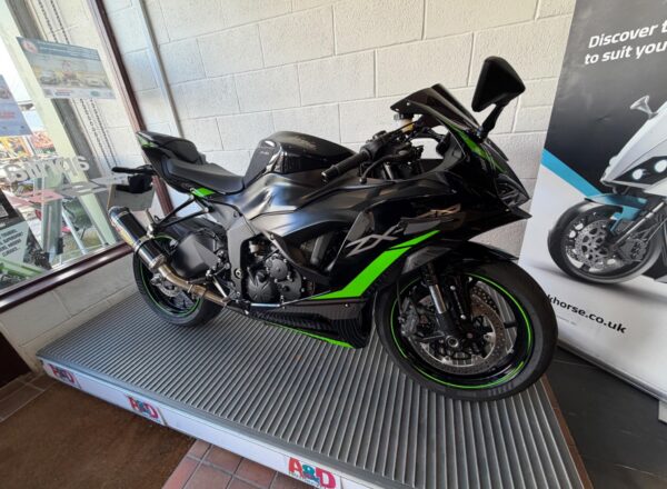 2025 Kawasaki Ninja ZX-6R