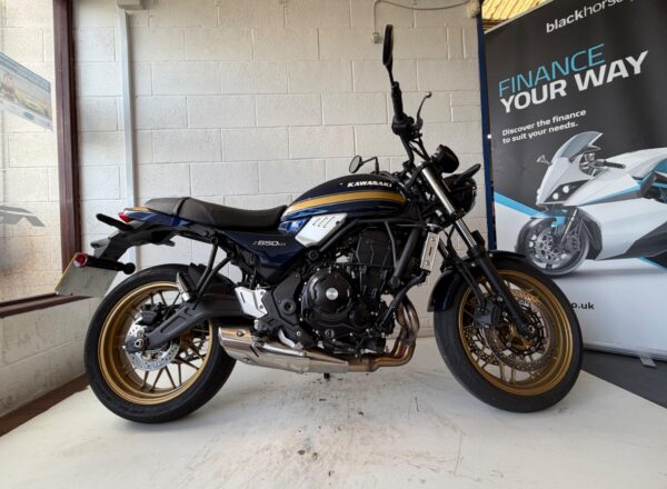 2026 Kawasaki Z650 RS
