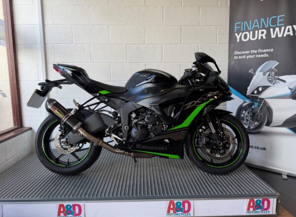 2025 Kawasaki Ninja ZX-6R