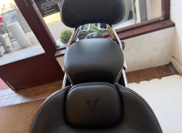2021 Triumph Speedmaster 1200