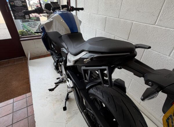 2023 BMW F 900 R