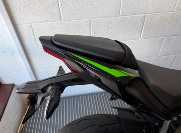 2025 Kawasaki Ninja ZX-6R