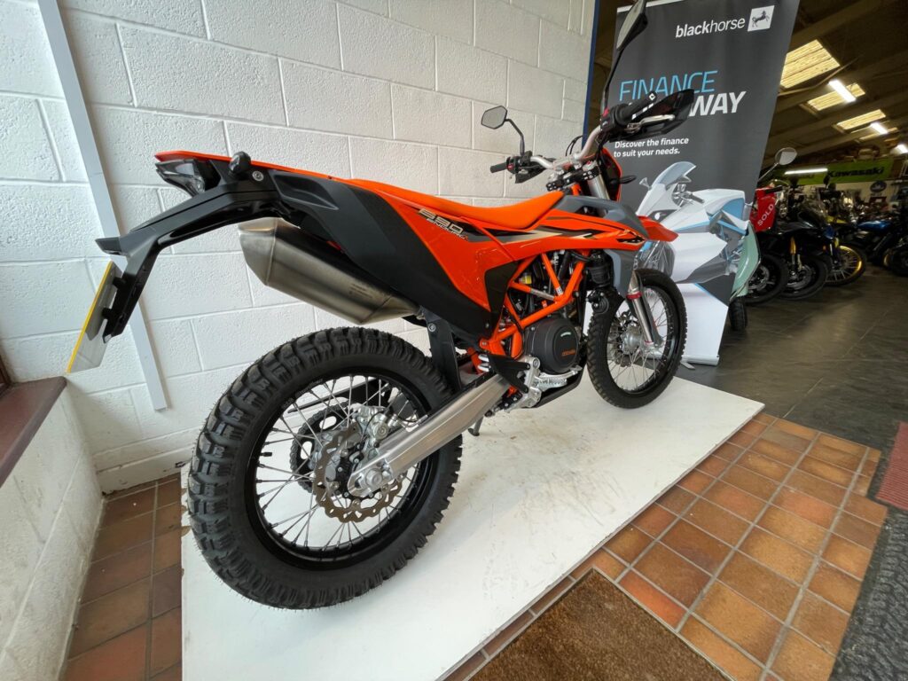 2024 KTM 690 Enduro R