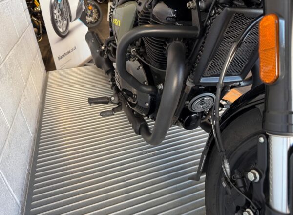 2025 Royal Enfield Shotgun 650
