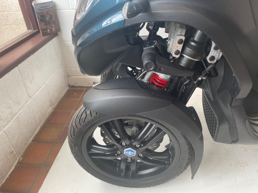 2023 Piaggio MP3 300