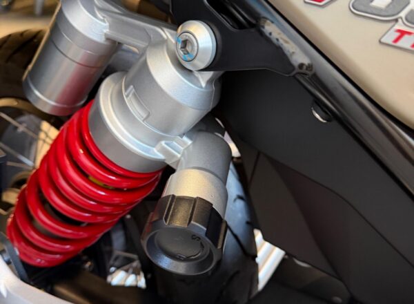 2025 Moto Guzzi V85