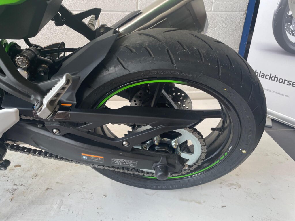 2025 Kawasaki Ninja ZX-4RR