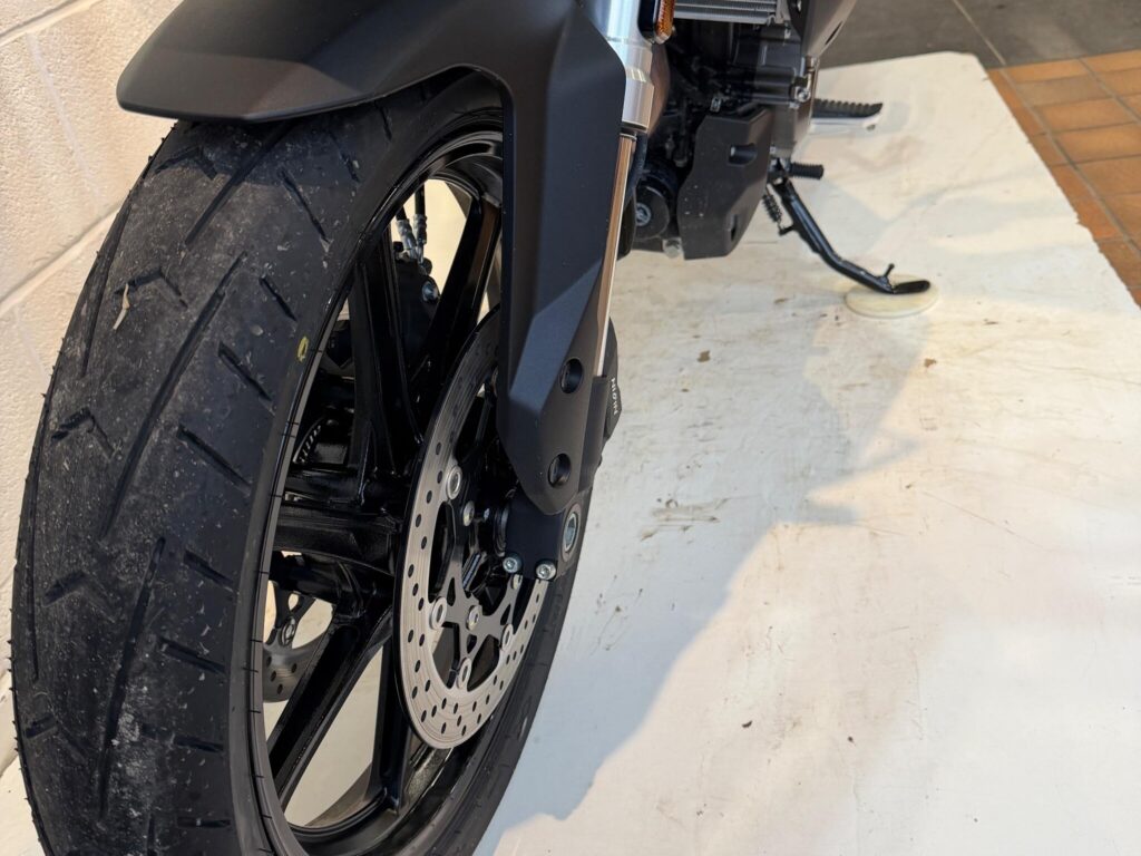 2025 Suzuki V-Strom 800