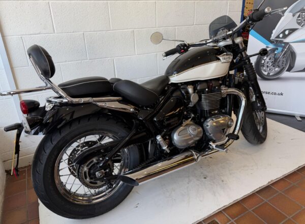 2021 Triumph Speedmaster 1200
