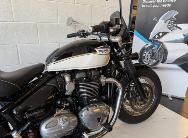 2021 Triumph Speedmaster 1200