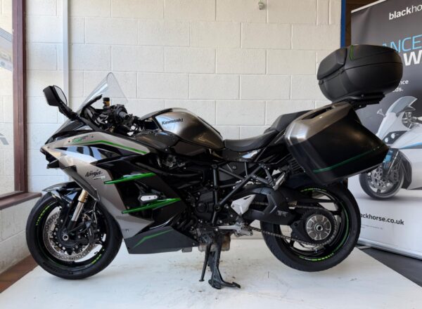 2021 Kawasaki Ninja H2 SX