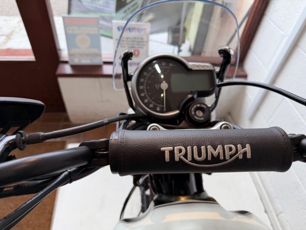 2024 Triumph Scrambler 400 X