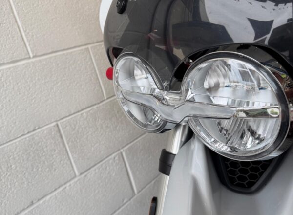 2022 Moto Guzzi V85